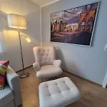 Modern And Idyllic Apartament