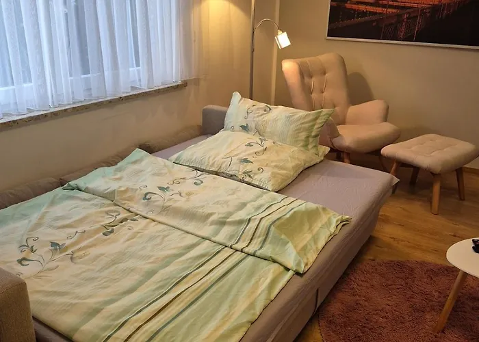 Lejlighed Modern And Idyllic